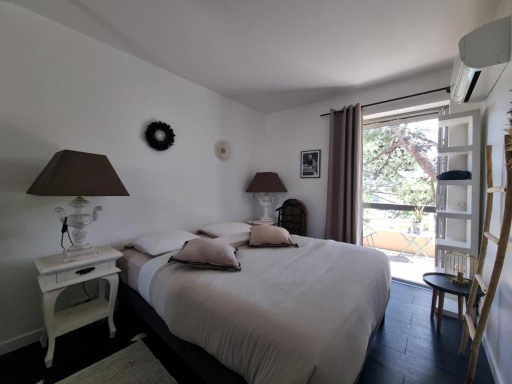 Superbe Appartement Avec Rooftop Prive Сен-Тропе Экстерьер фото